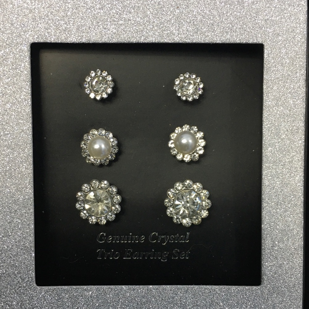 Genuine Crystal Trio Post Stud Pierced Earrings 3 Piece Set - Picture 2 of 13